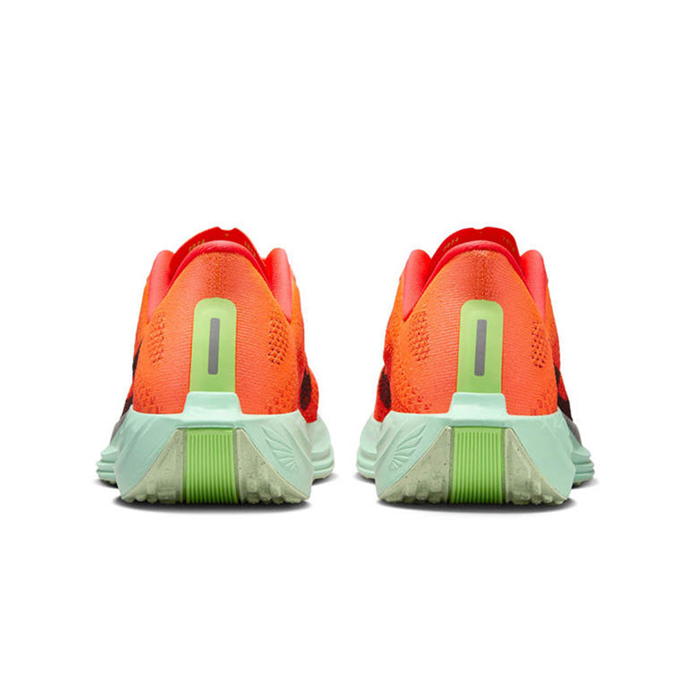 NIKE Pegasus Plus รองเท้าวิ่งผู้หญิง