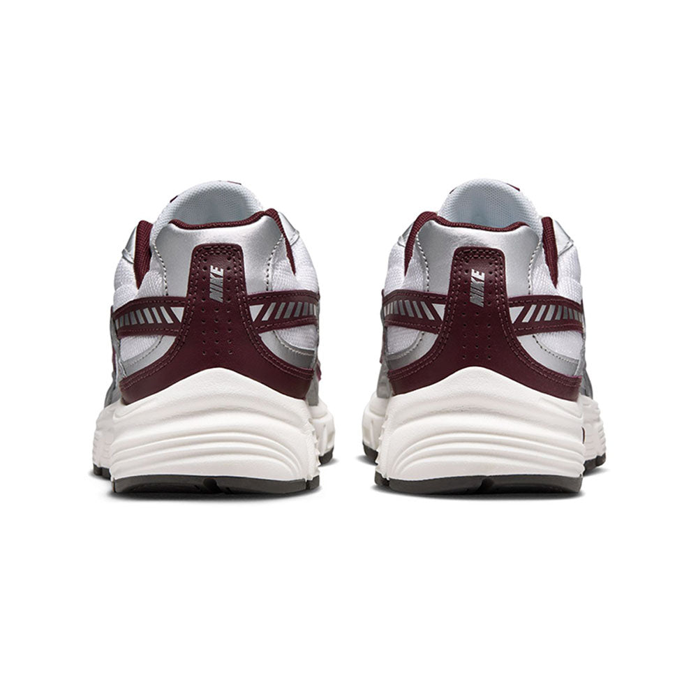 NIKE Initiator Women's Casual Shoes