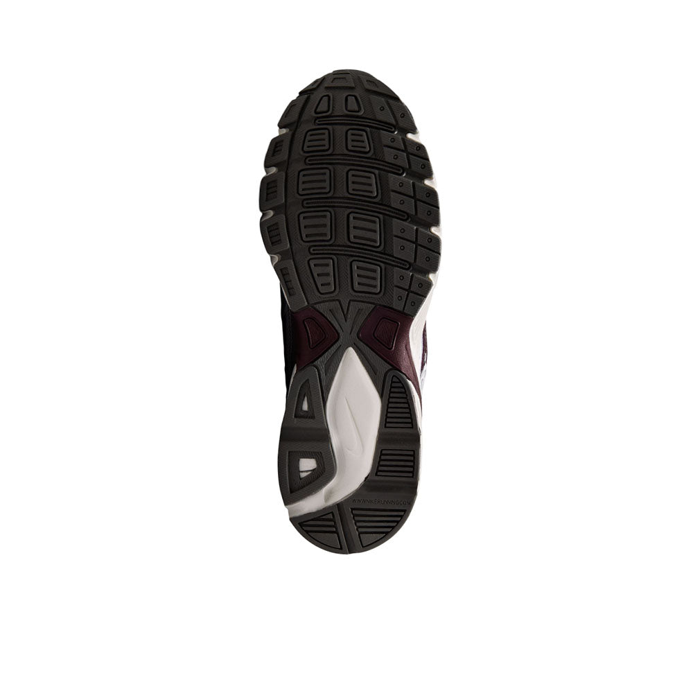 NIKE Initiator Women's Casual Shoes