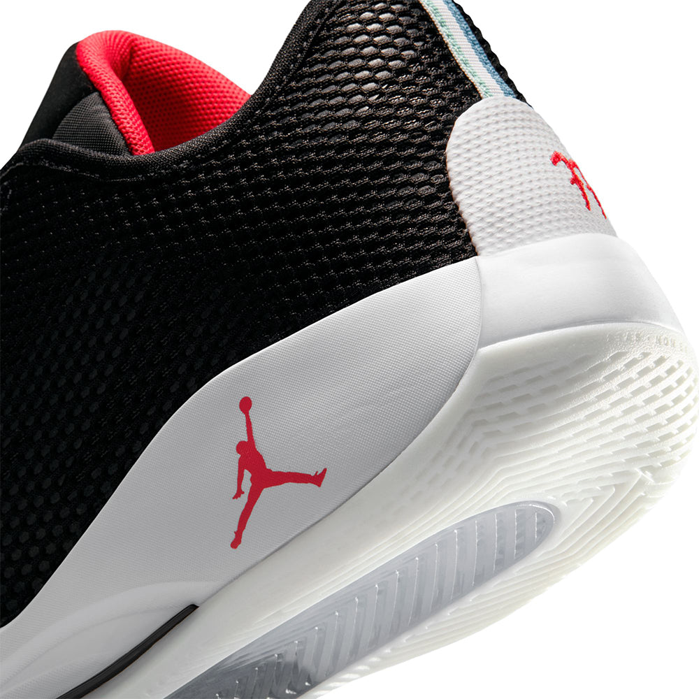 NIKE Luka 77 'Bred' Kids Basketball Shoes - Supersports Thailand Supersports Thailand