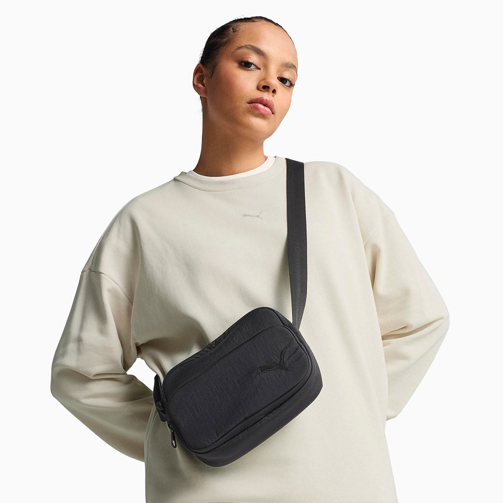 PUMA Her 2L กระเป๋าสะพายไหล่ผู้หญิง