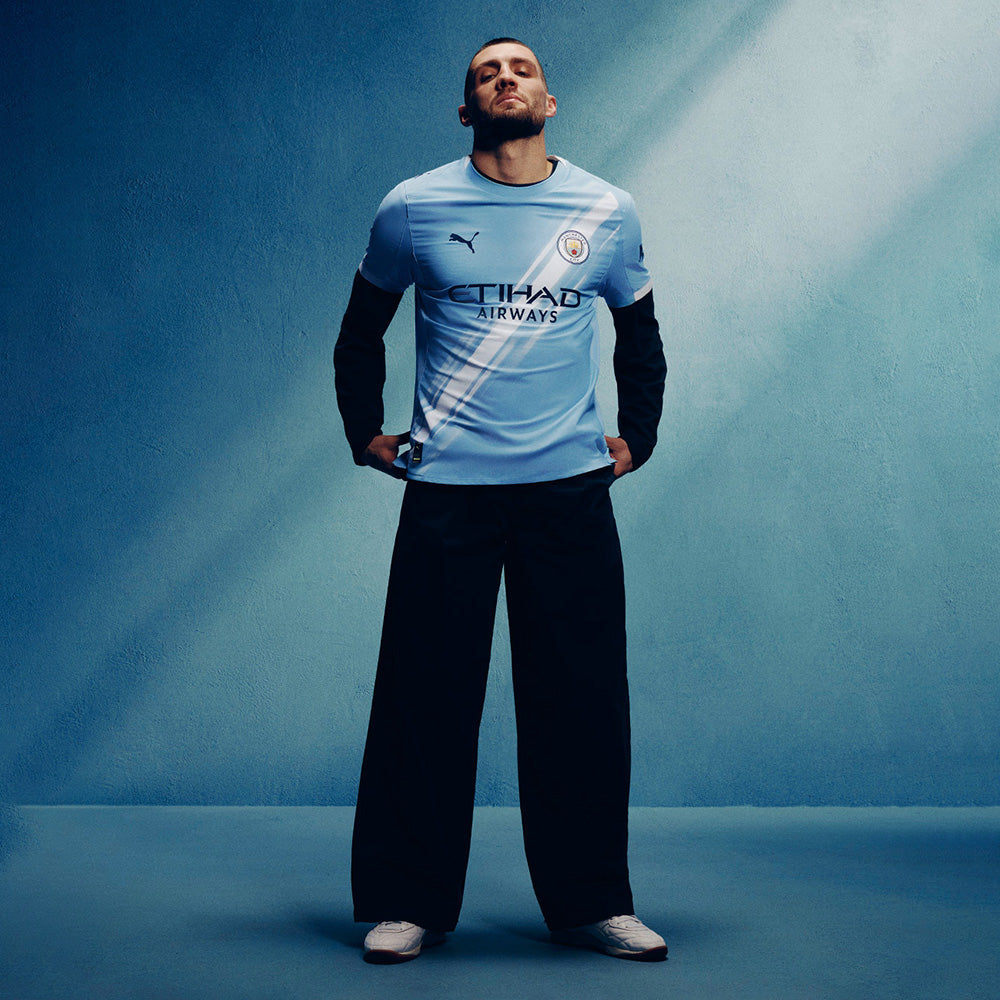 PUMA Men's Manchester City FC Home Authentic 2025/26 Jersey