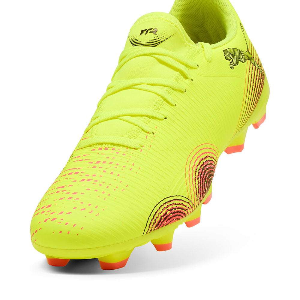 PUMA Future 8 Play FG/AG Audacity Pack รองเท้าฟุตบอลผู้ชาย