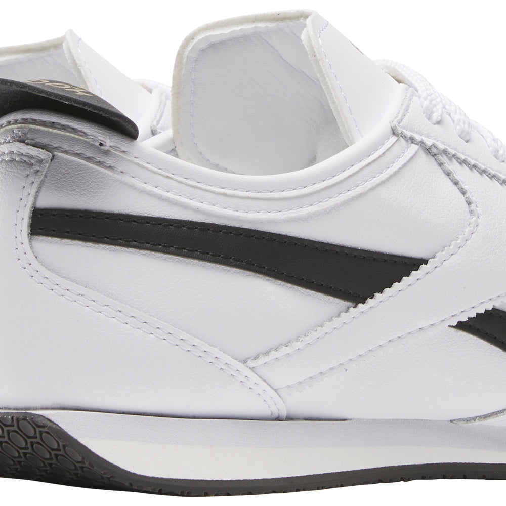 REEBOK R400 Unisex Lifestyle Shoes - Supersports Thailand Supersports Thailand