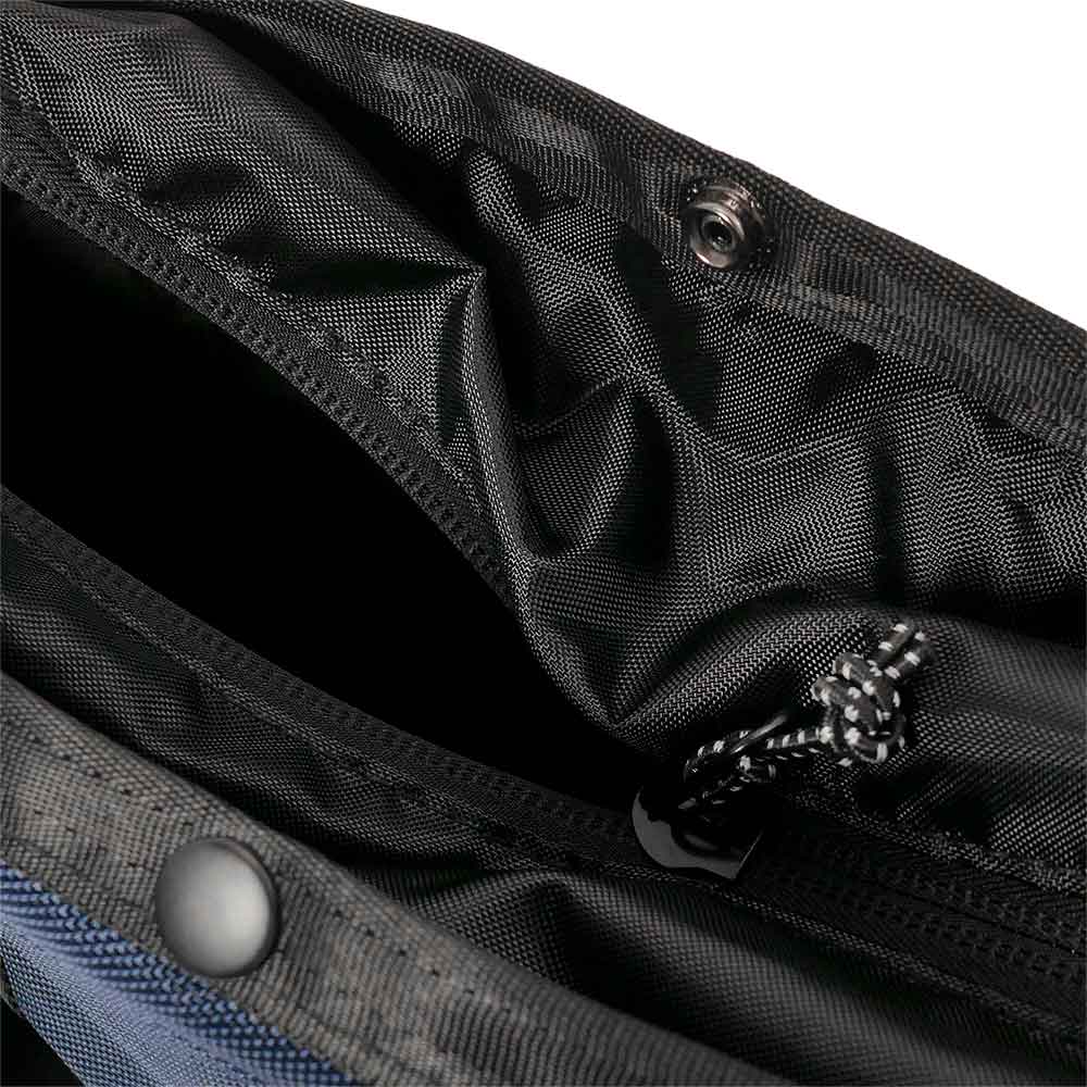 SKECHERS NV01 Unisex Crossbody Bag - Supersports Thailand Supersports Thailand