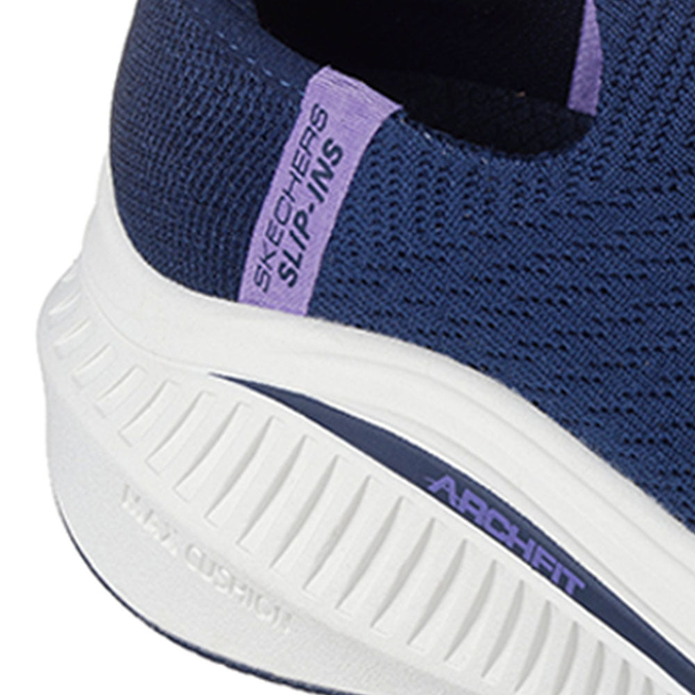 SKECHERS Slip-ins®: GO WALK® Max Cushioning® Arch Fit® - Camilla Women's Training Shoes - Supersports Thailand Supersports Thailand