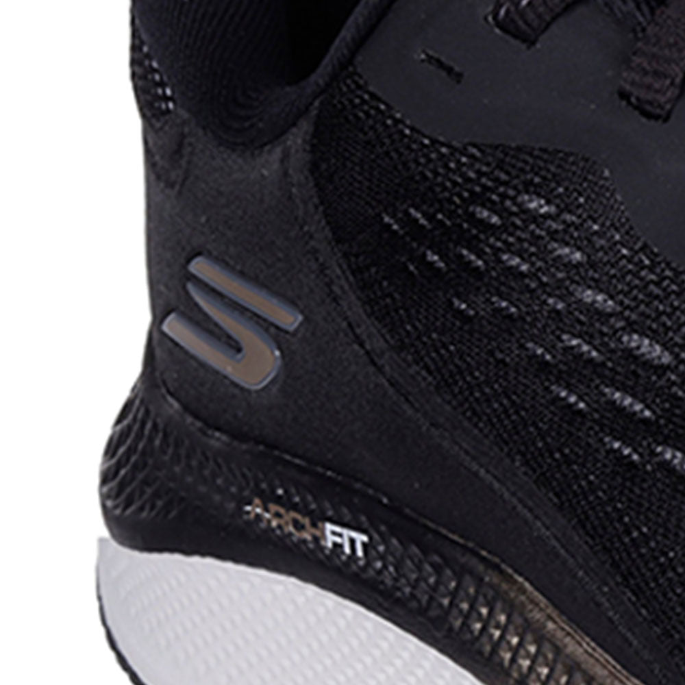 SKECHERS GO RUN Persistence 2™ รองเท้าวิ่งผู้หญิง