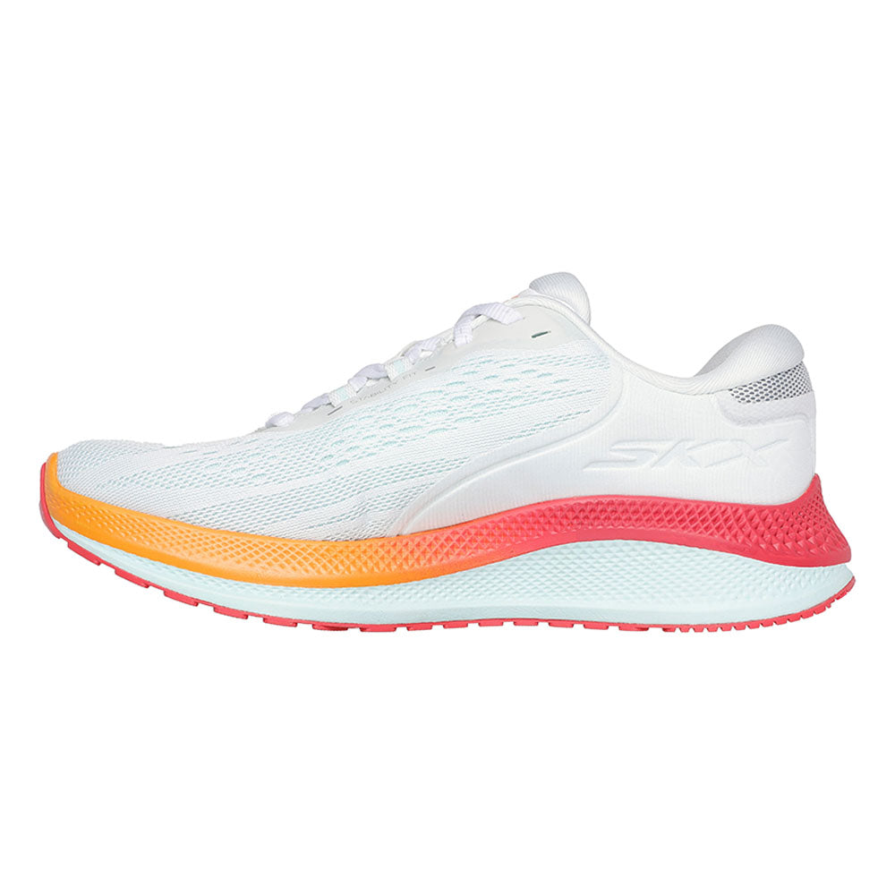 SKECHERS GO RUN Persistence 2™ รองเท้าวิ่งผู้หญิง