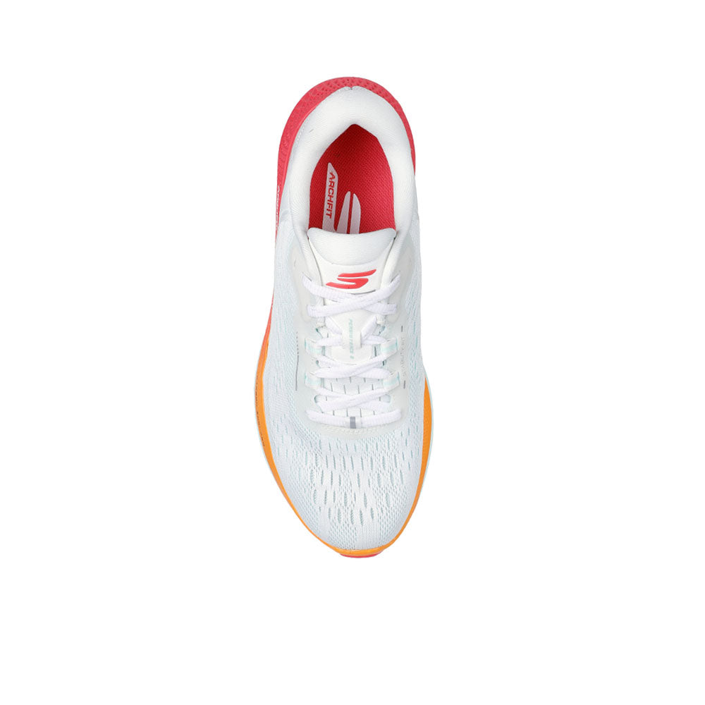 SKECHERS GO RUN Persistence 2™ รองเท้าวิ่งผู้หญิง