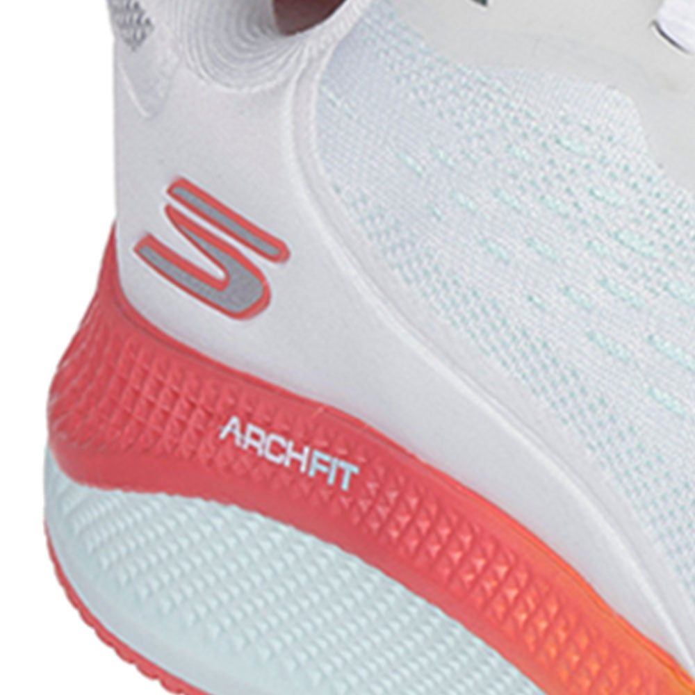 SKECHERS GO RUN Persistence 2™ รองเท้าวิ่งผู้หญิง