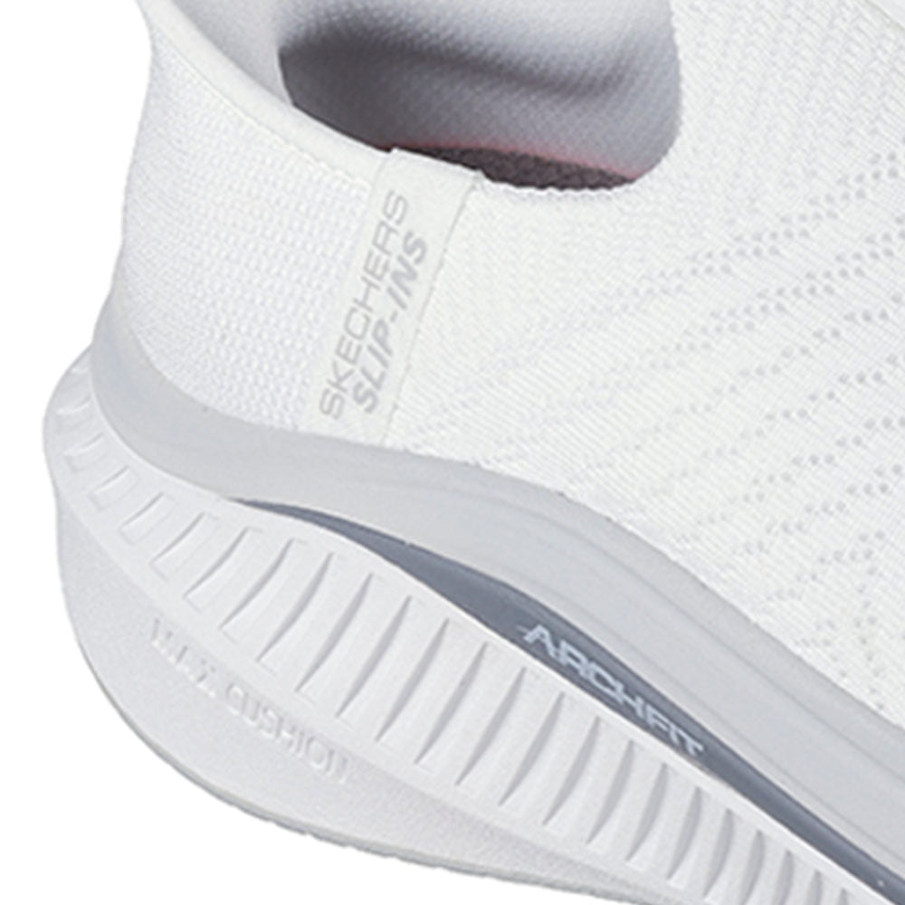 SKECHERS Slip-ins®: GO WALK® Max Cushioning® Arch Fit® - Jasey Men's Training Shoes - Supersports Thailand Supersports Thailand