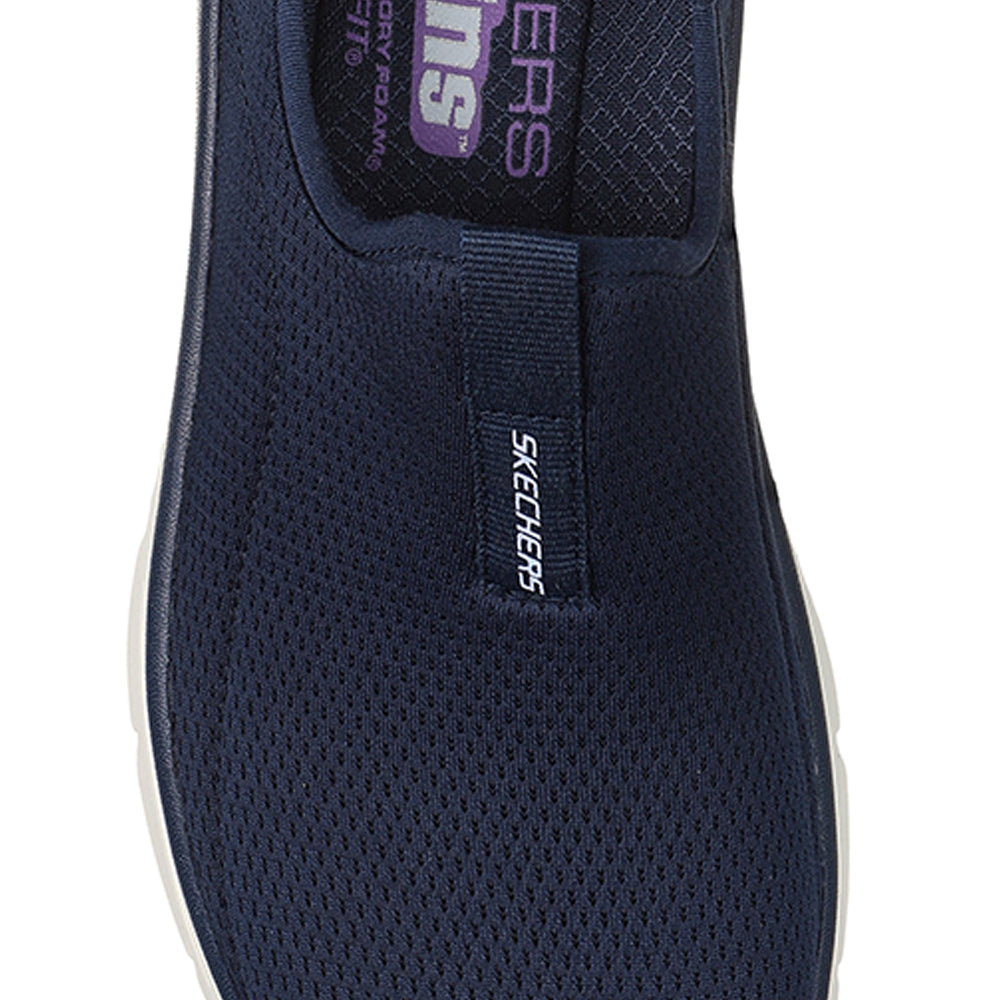 SKECHERS Slip-ins® Relaxed Fit®: D'Lux Walker® 2.0 - Happy Step Women's Lifestyle Shoes - Supersports Thailand Supersports Thailand