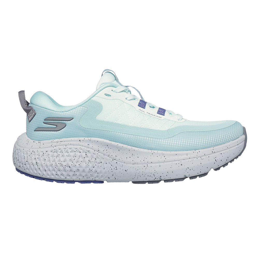 SKECHERS GO RUN® Supersonic Max™ AT รองเท้าวิ่งเทรลผู้หญิง