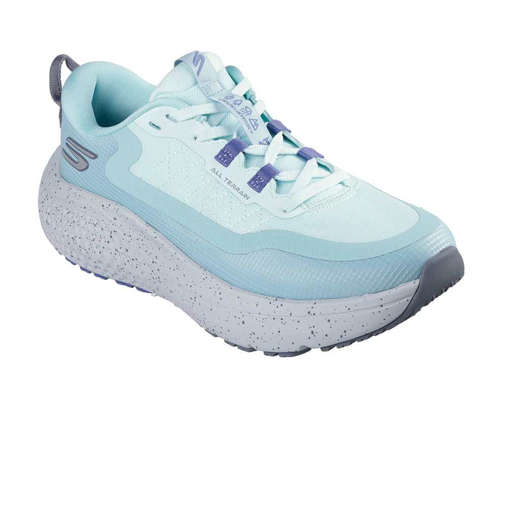 SKECHERS GO RUN® Supersonic Max™ AT รองเท้าวิ่งเทรลผู้หญิง