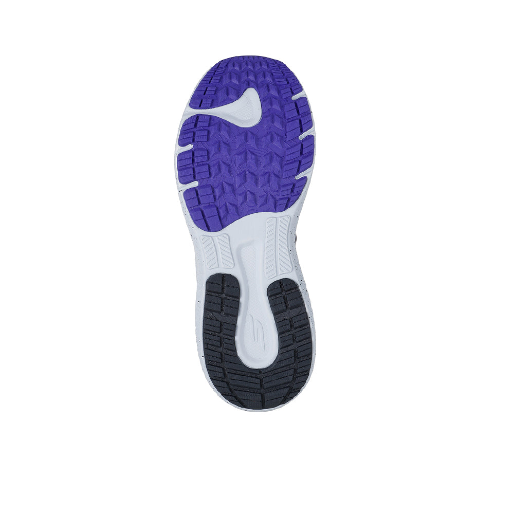 SKECHERS GO RUN® Supersonic Max A/T™ รองเท้าวิ่งเทรลผู้ชาย