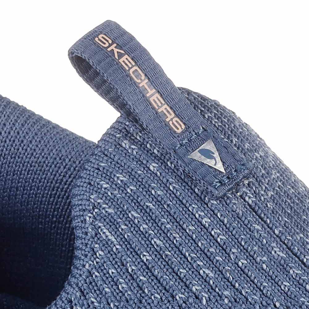 SKECHERS Slip-ins®: Edgeride - Dream State Women's Lifestyle Shoes - Supersports Thailand Supersports Thailand