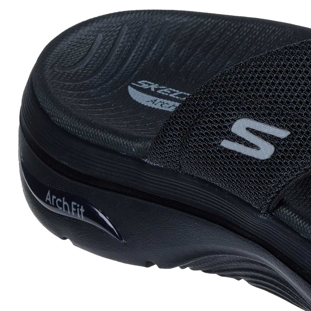 SKECHERS Go Walk Arch Fit 2.0 - Surfacer III รองเท้าแตะผู้ชาย