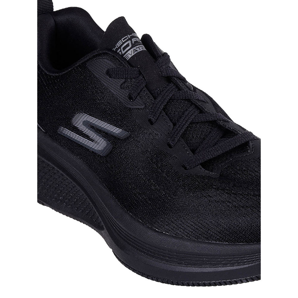 SKECHERS GO RUN 2.0 Elevate™ - Fluid Motion Men's Running Shoes - Supersports Thailand Supersports Thailand