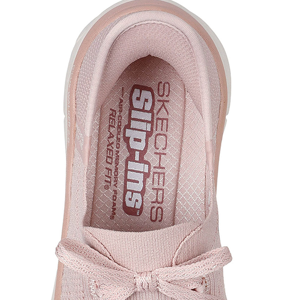 SKECHERS Slip-ins® Relaxed Fit®: D'Lux Walker® 2.0 - Thrill Movement Women's Lifestyle Shoes - Supersports Thailand Supersports Thailand