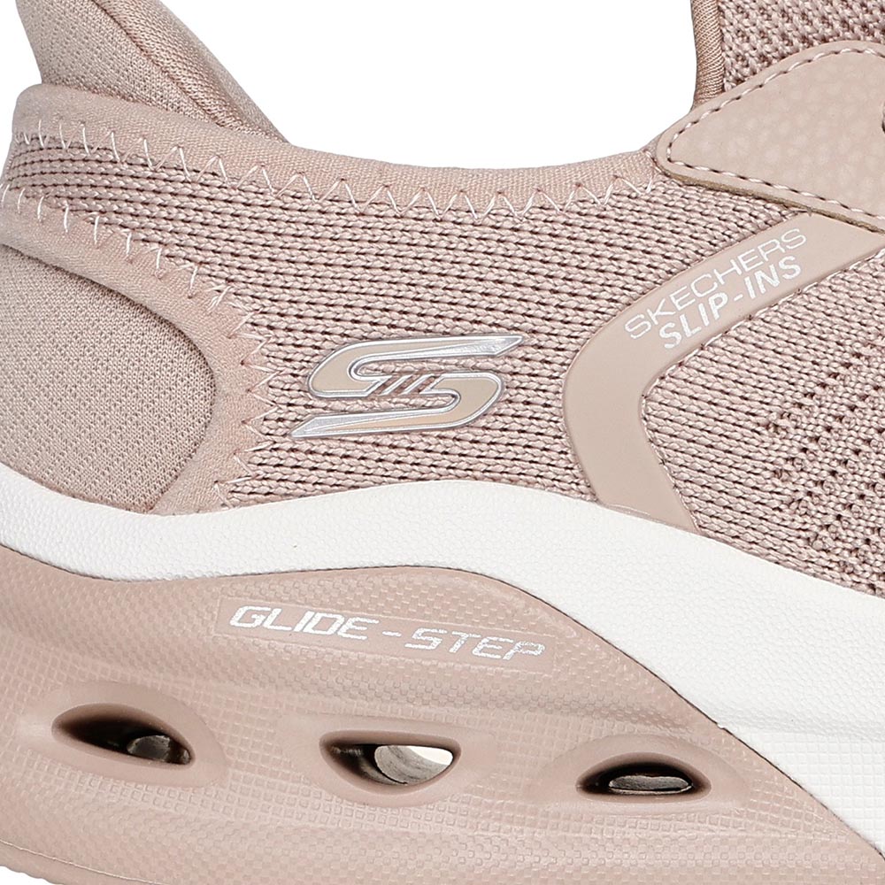 SKECHERS Slip-ins®: BOBS Sport™ Arc Waves 2.0 - Now It Women's Lifestyle Shoes - Supersports Thailand Supersports Thailand