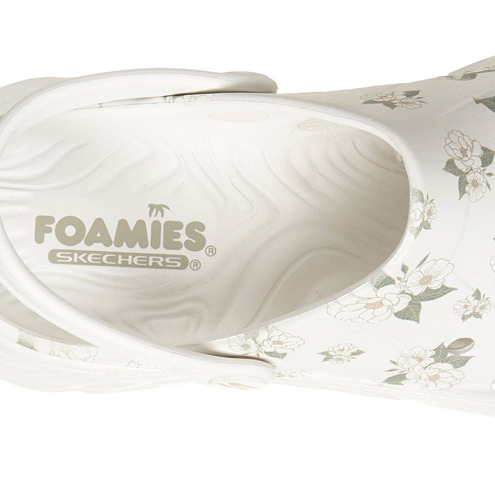 SKECHERS Max Cushioning Foamies - Gardenia Women's Sandals - Supersports Thailand Supersports Thailand