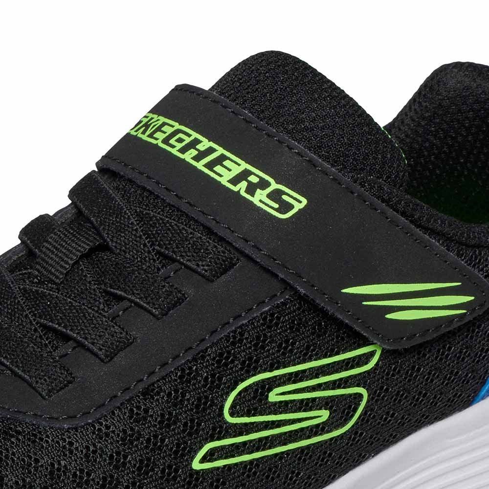 SKECHERS GO RUN 400 V2 - Quanta-Stride Boys Lifestyle Shoes - Supersports Thailand Supersports Thailand
