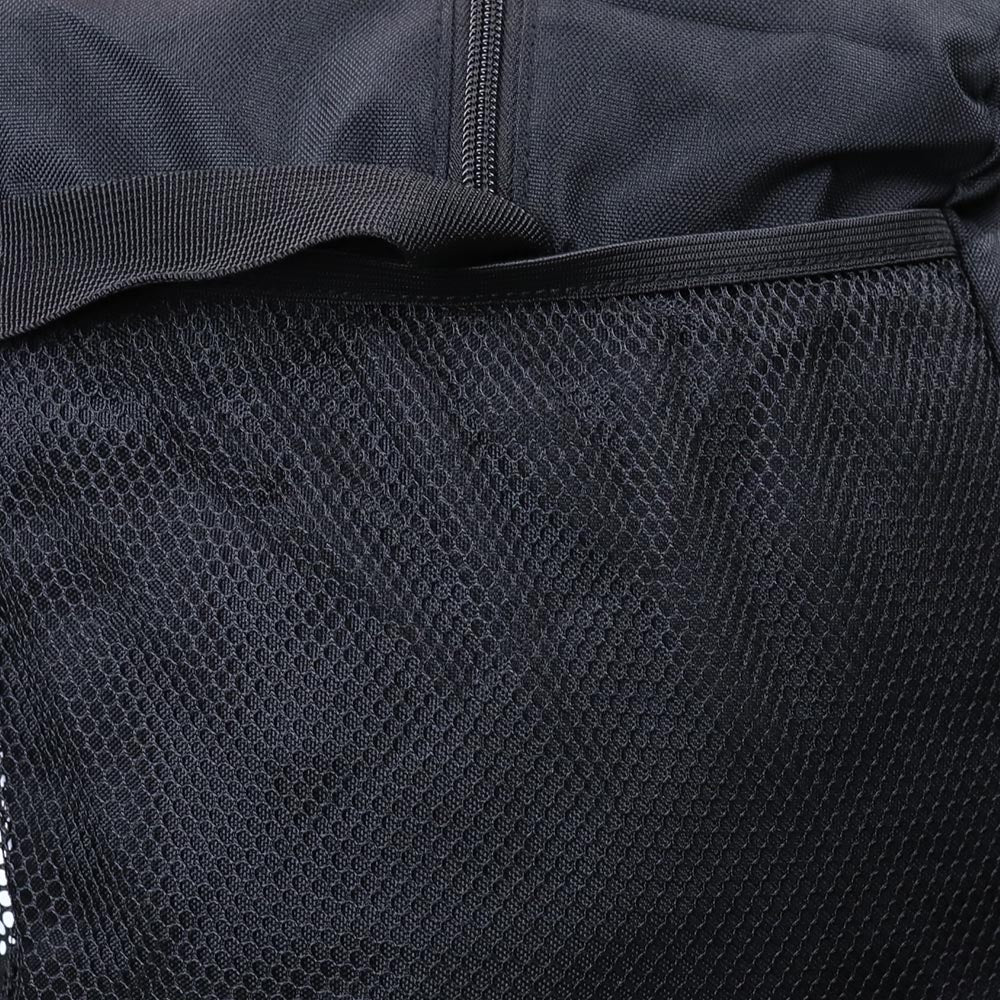 UMBRO Holdall Medium กระเป๋ายิมทรงหมอนผู้ใหญ่