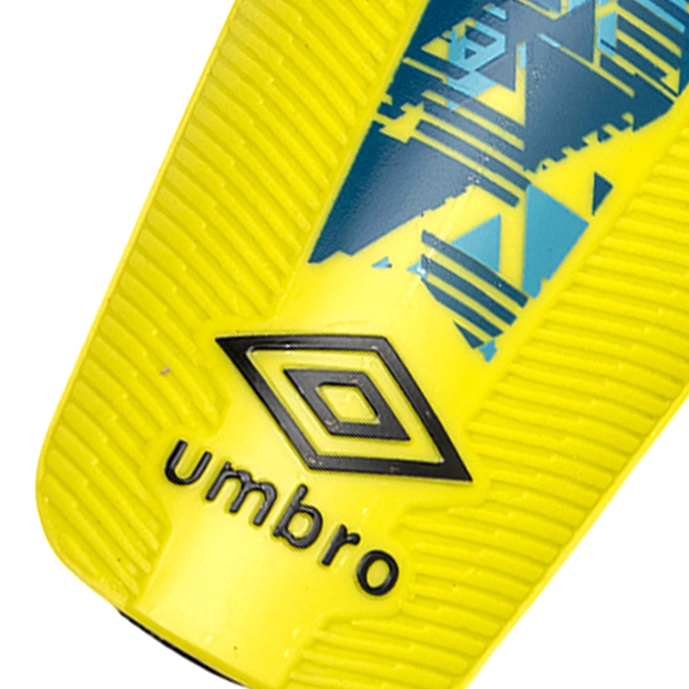 UMBRO Formation Men's Football Shin Guards - Supersports Thailand Supersports Thailand