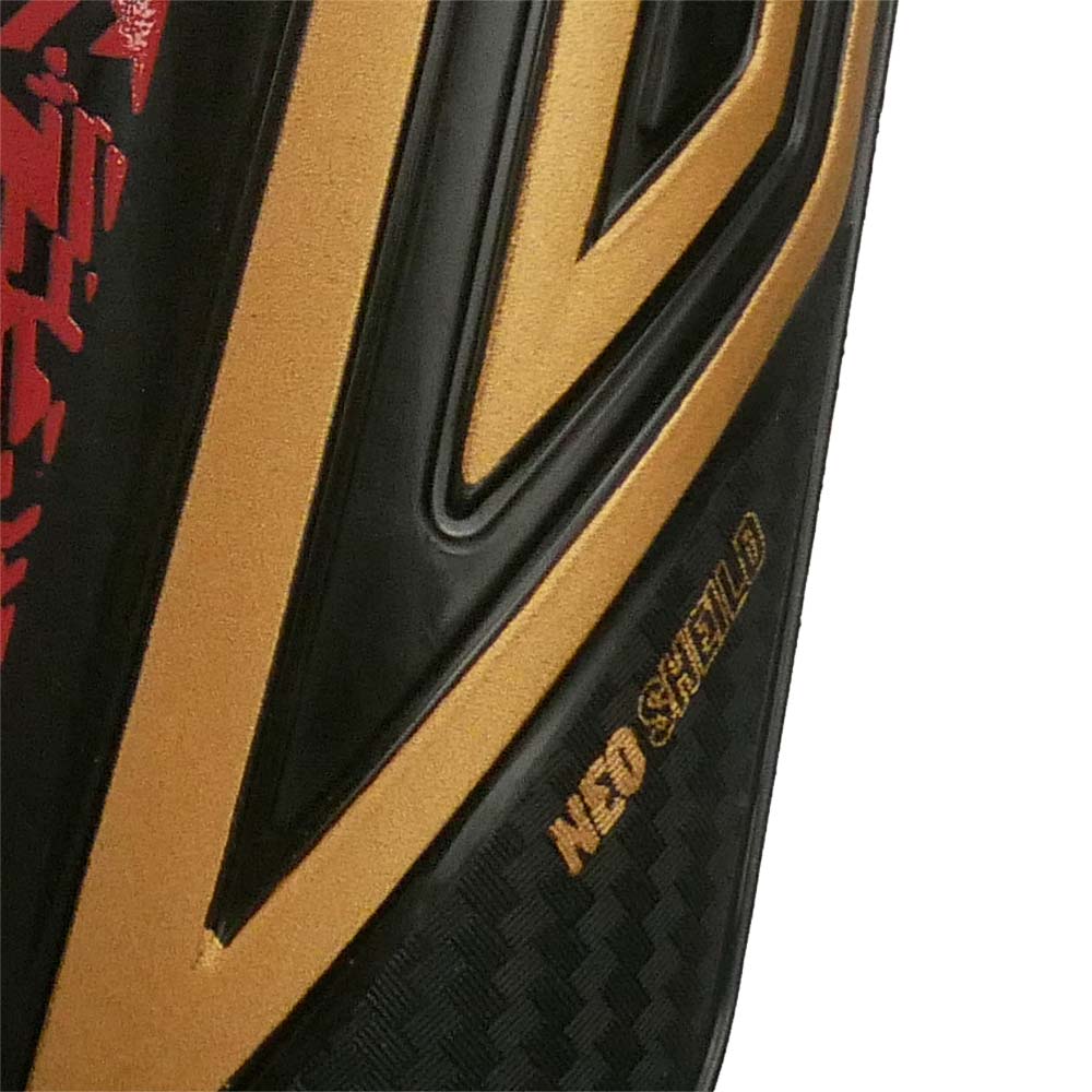 UMBRO Neo Shield Men's Football Shin Guards