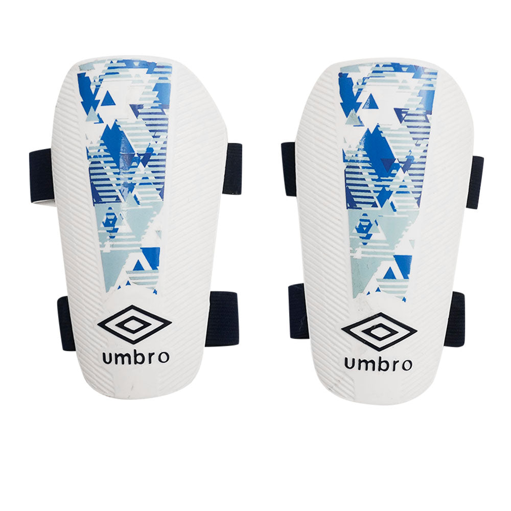UMBRO Neo Shield Kids Football Shin Guards