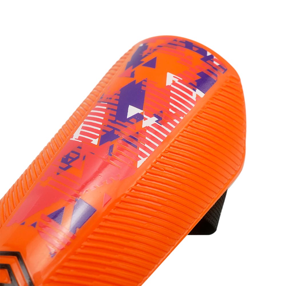 UMBRO Neo Shield Kids Football Shin Guards