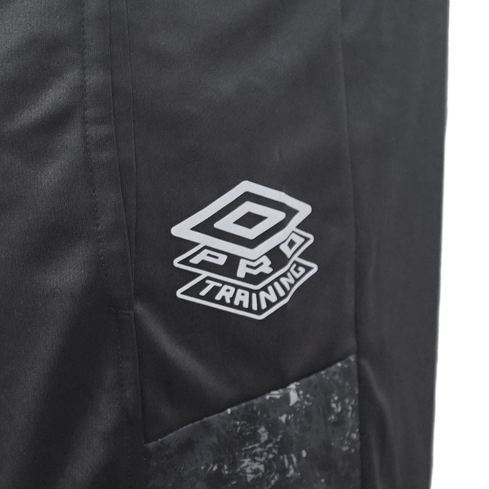 UMBRO Pro Training Active กางเกงออกกำลังกายขาสั้นผู้ชาย