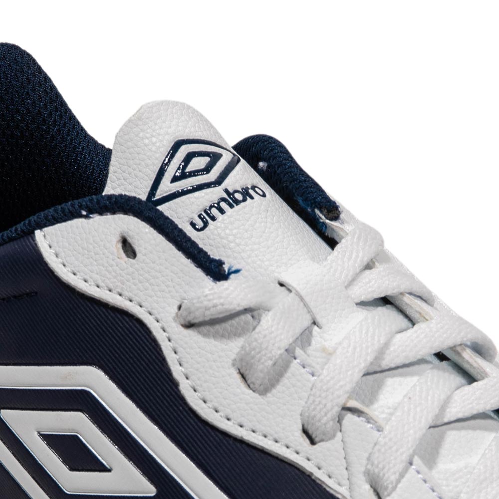 UMBRO Classico XIII FG รองเท้าฟุตบอลผู้ชาย