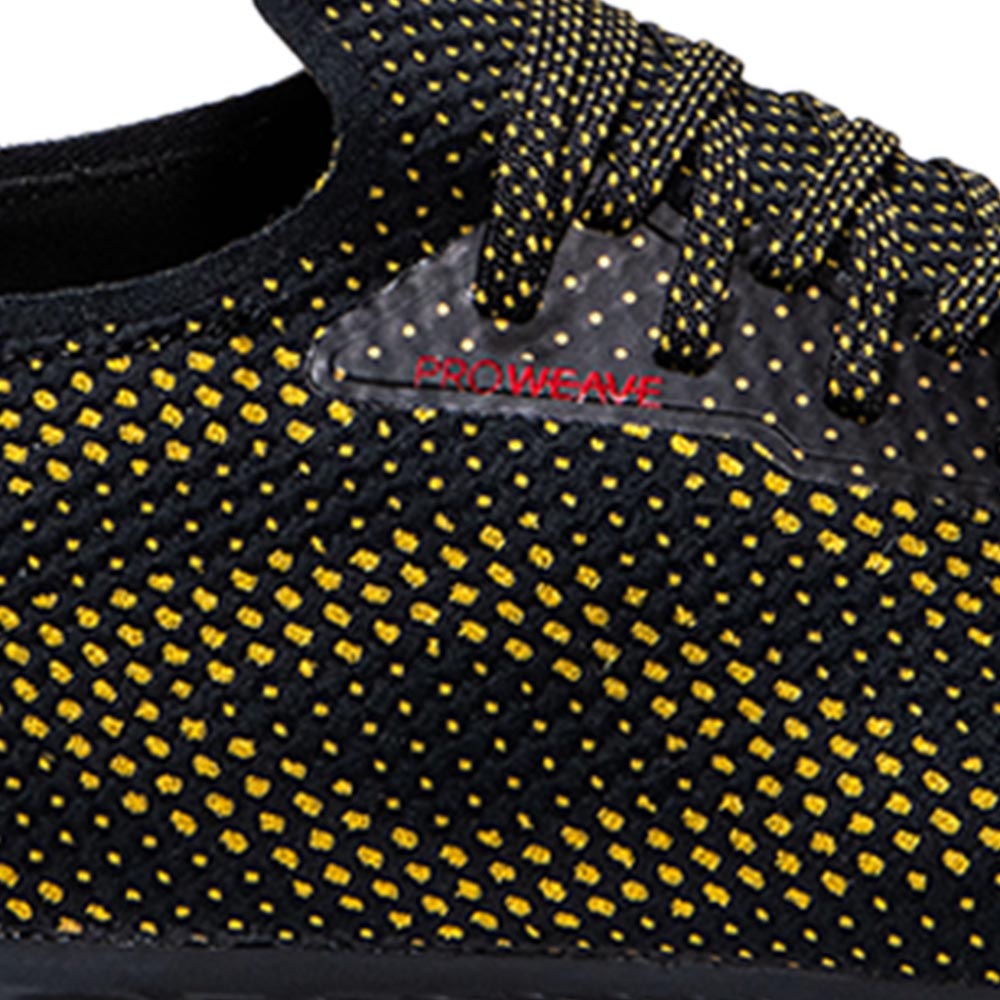 UMBRO Velocita Matrix Pro FG Men's Football Shoes