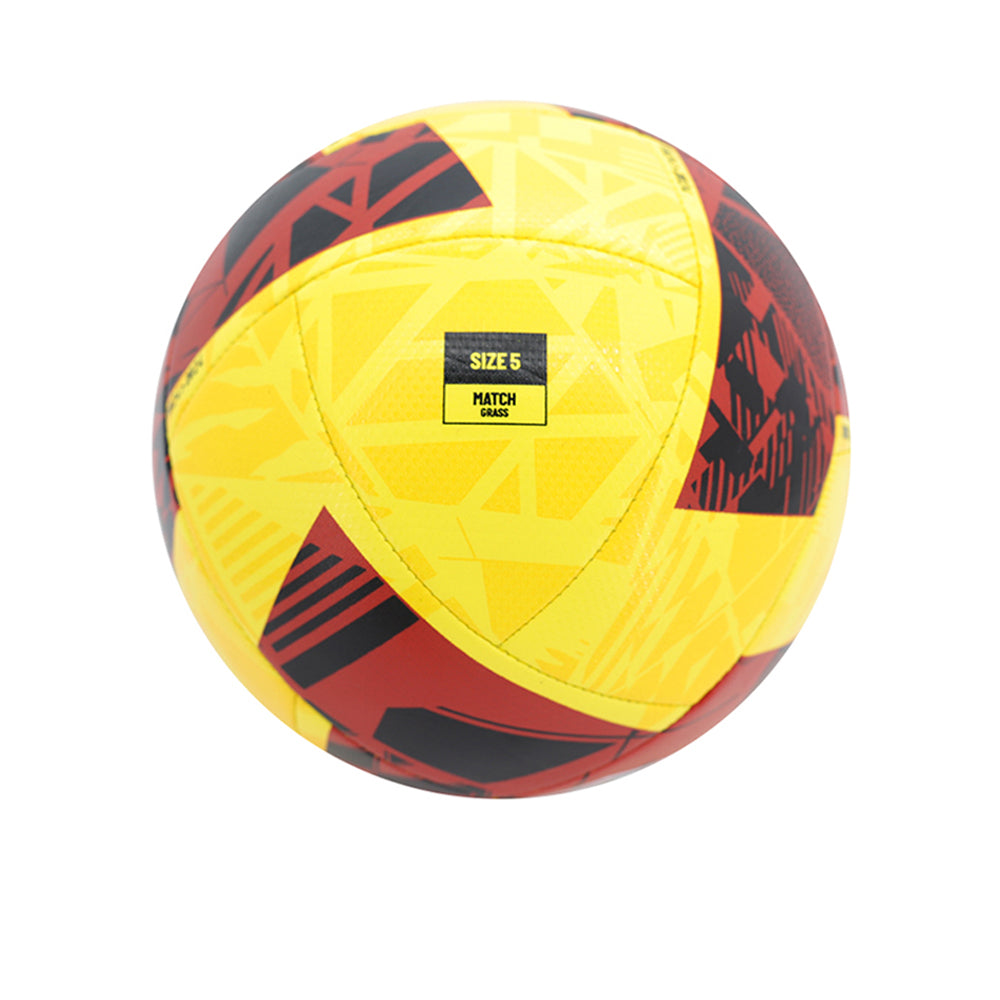 UMBRO Neo Swerve Football Ball