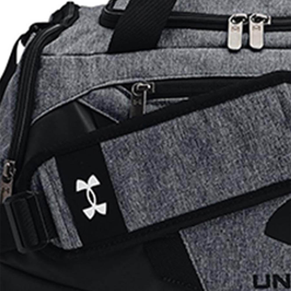 UNDER ARMOUR Undeniable 5.0 กระเป๋ายิมทรงหมอนผู้ใหญ่