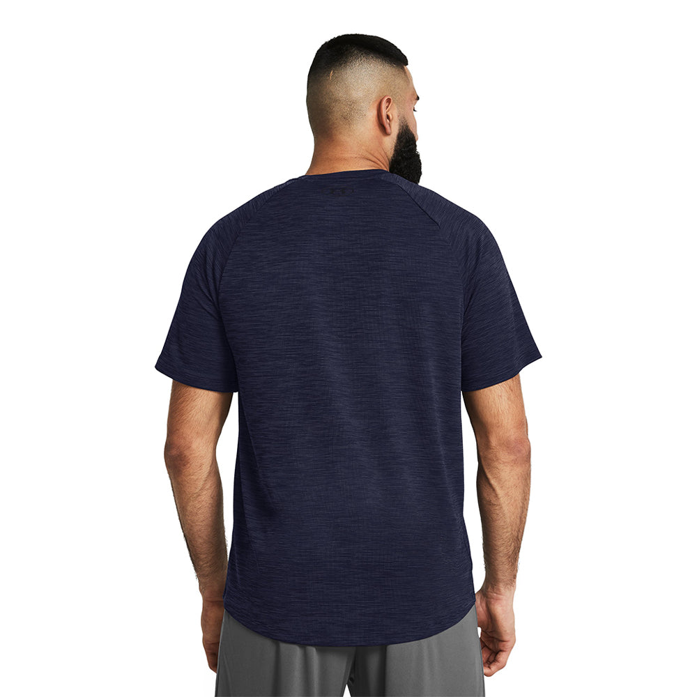 UNDER ARMOUR Tech™ Textured เสื้อออกกำลังกายผู้ชาย