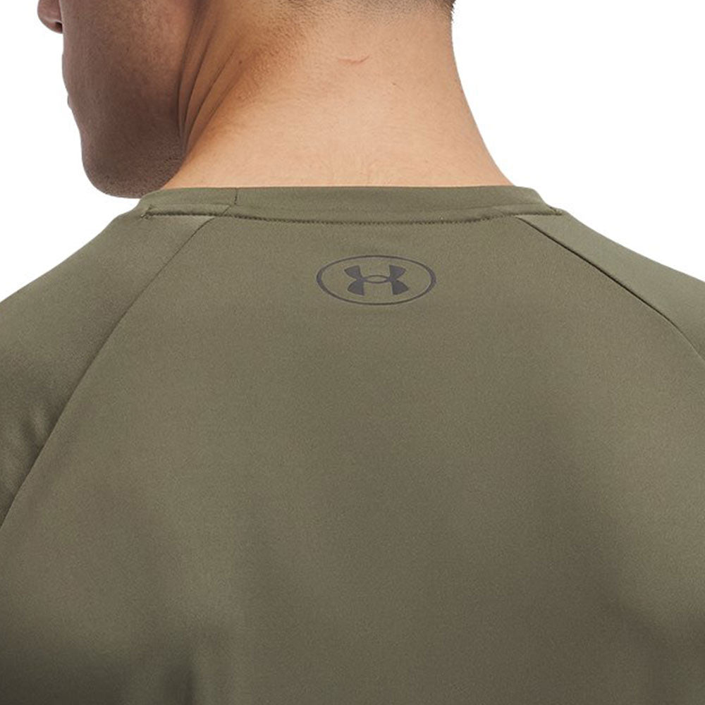 UNDER ARMOUR Tech™ เสื้อออกกำลังกายผู้ชาย