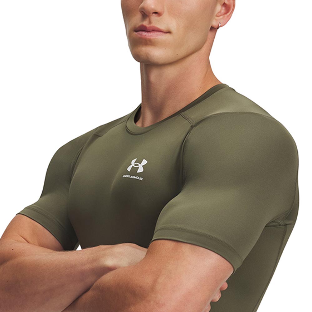 UNDER ARMOUR HeatGear® เสื้อออกกำลังกายผู้ชาย