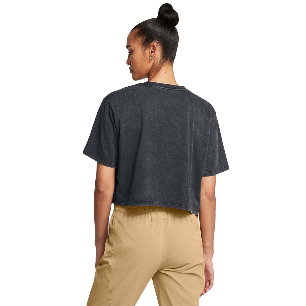 UNDER ARMOUR Wash Logo Boxy Crop เสื้อออกกำลังกายผู้หญิง