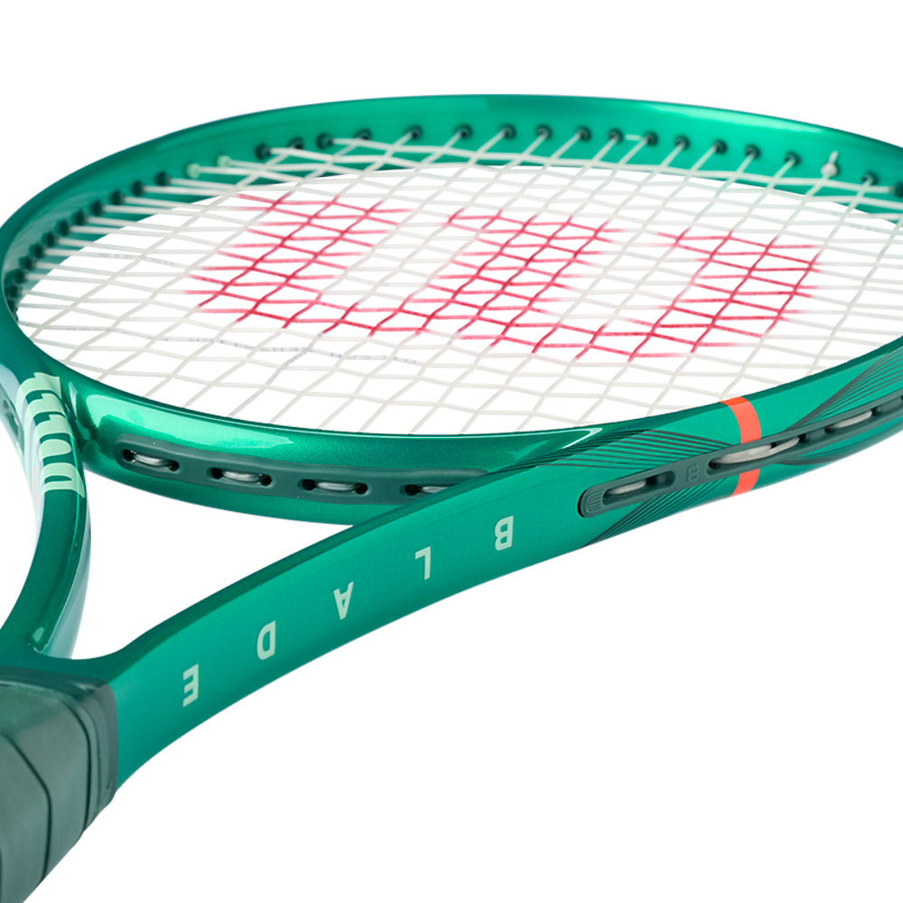 WILSON Blade 98 16×19 V10 305G Tennis Racket (Unstrung) - Supersports Thailand Supersports Thailand