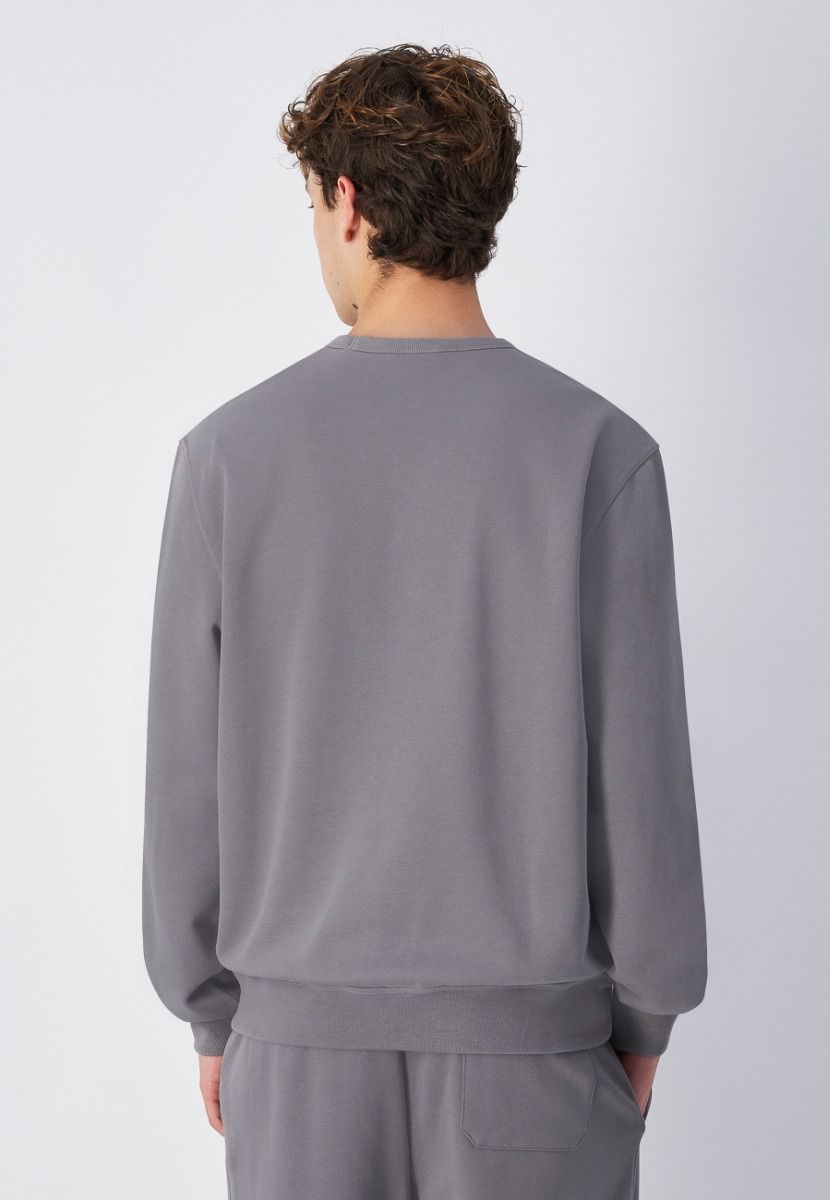 CHAMPION CREWNECK SWEATSHIRT เสื้อสเวตเชิ้ต ผู้ชาย 220275-ES072 Grey - 1 Supersports Thailand