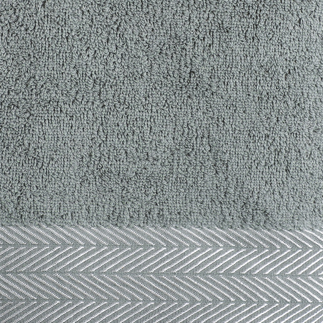 60430156-4.jpg