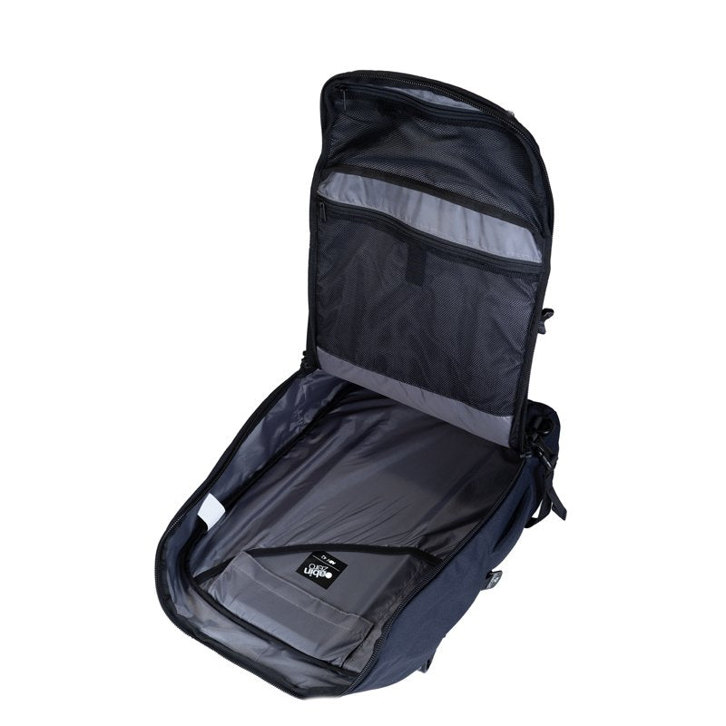 678de09d3aa13c4024ca215a_ad041201-adv-42l-absolute-black-product-7_1772086533772.jpg Supersports Thailand