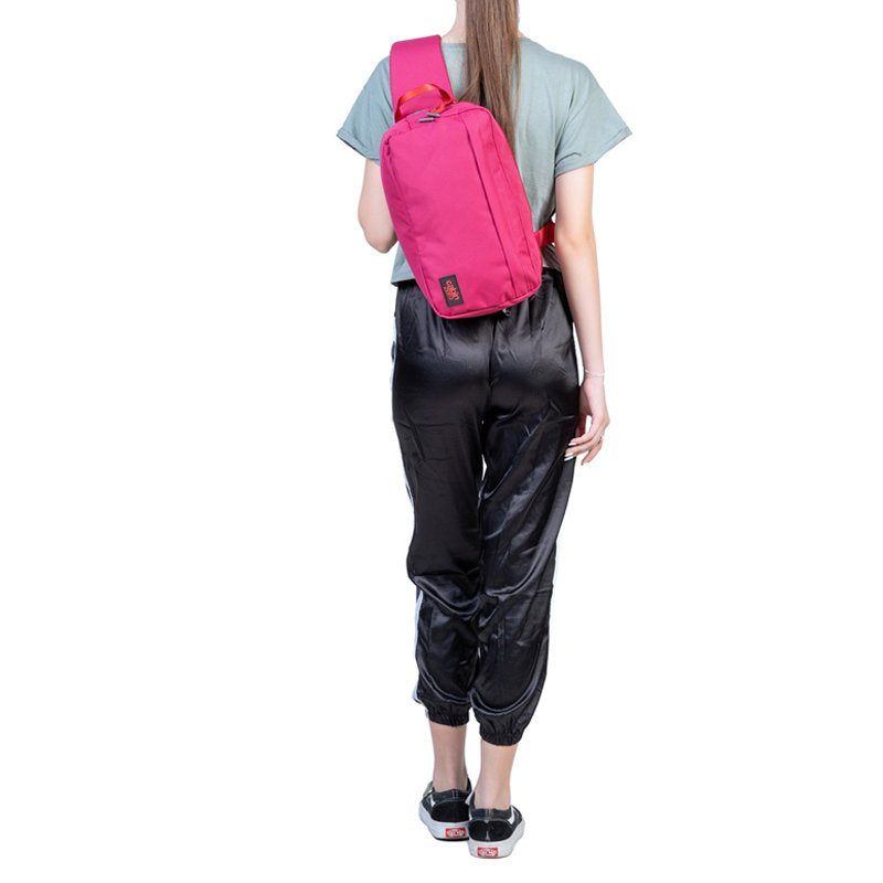 678de09d3aa13c4024ca215a_classic-crossbody-11l-jaipur-pink-4_1771916905050.jpg