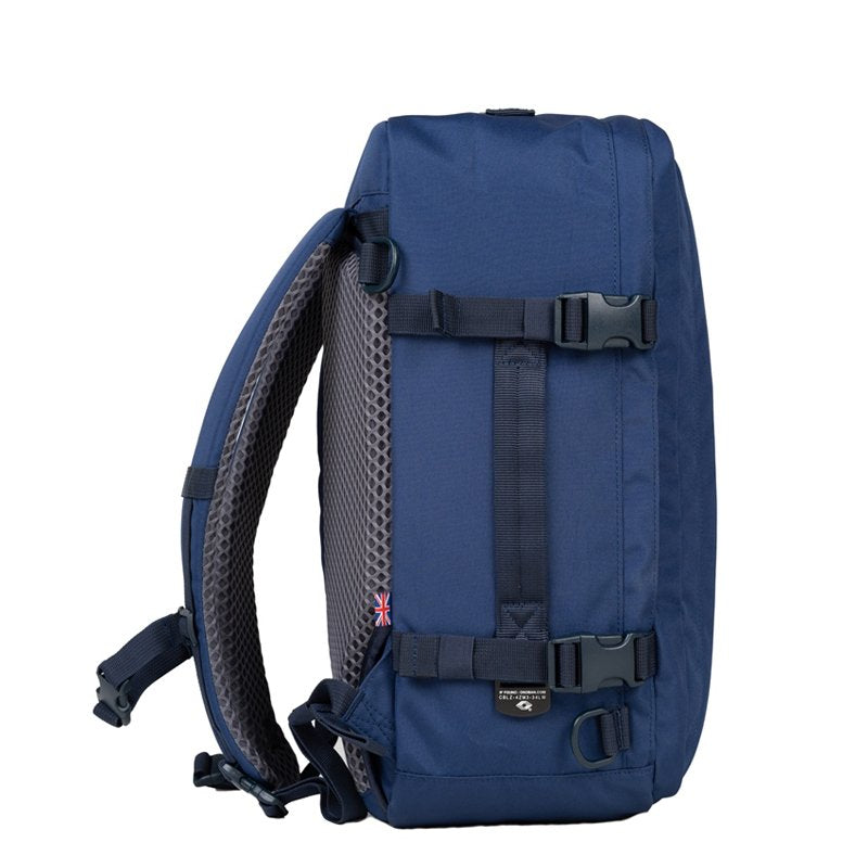 678de09d3aa13c4024ca215a_classic-plus-32l-navy-2_1772088593593.jpg Supersports Thailand