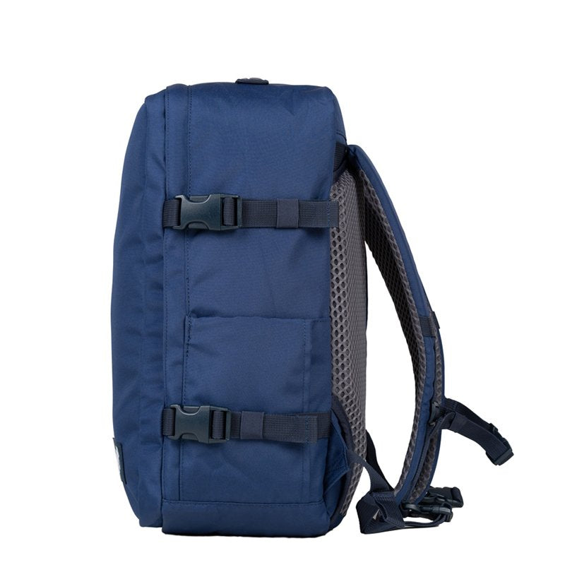 678de09d3aa13c4024ca215a_classic-plus-32l-navy-3_1772088593596.jpg Supersports Thailand