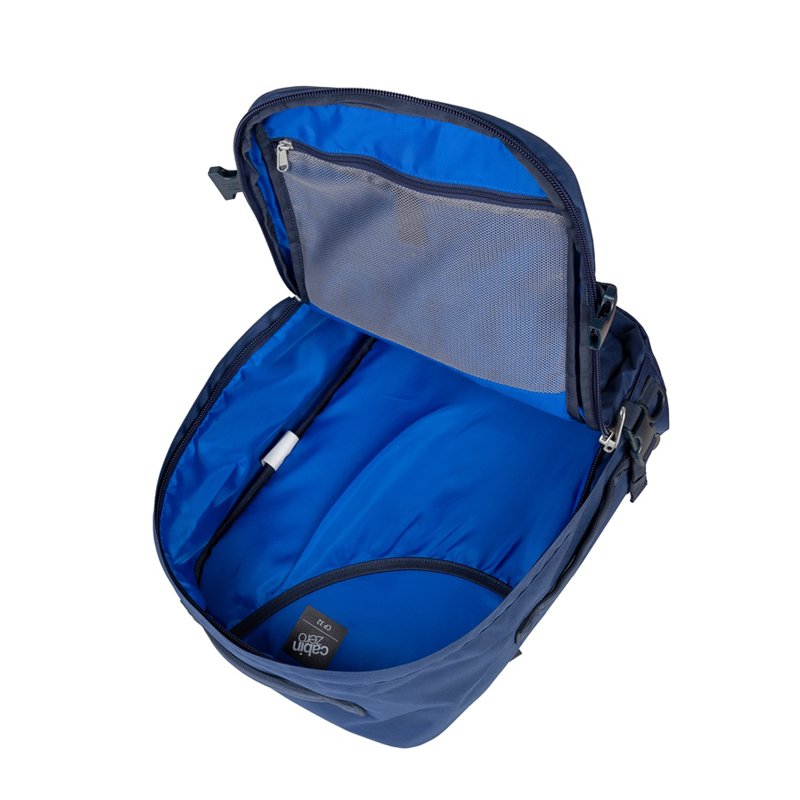 678de09d3aa13c4024ca215a_classic-plus-32l-navy-5_1772088593599.jpg Supersports Thailand