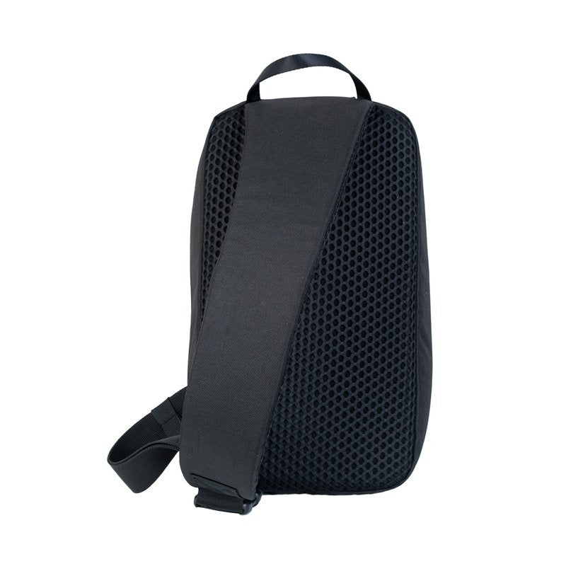 678de09d3aa13c4024ca215a_cz221201-classic-crossbody-11l-absolute-black-product-06_1771916923736.jpg Supersports Thailand