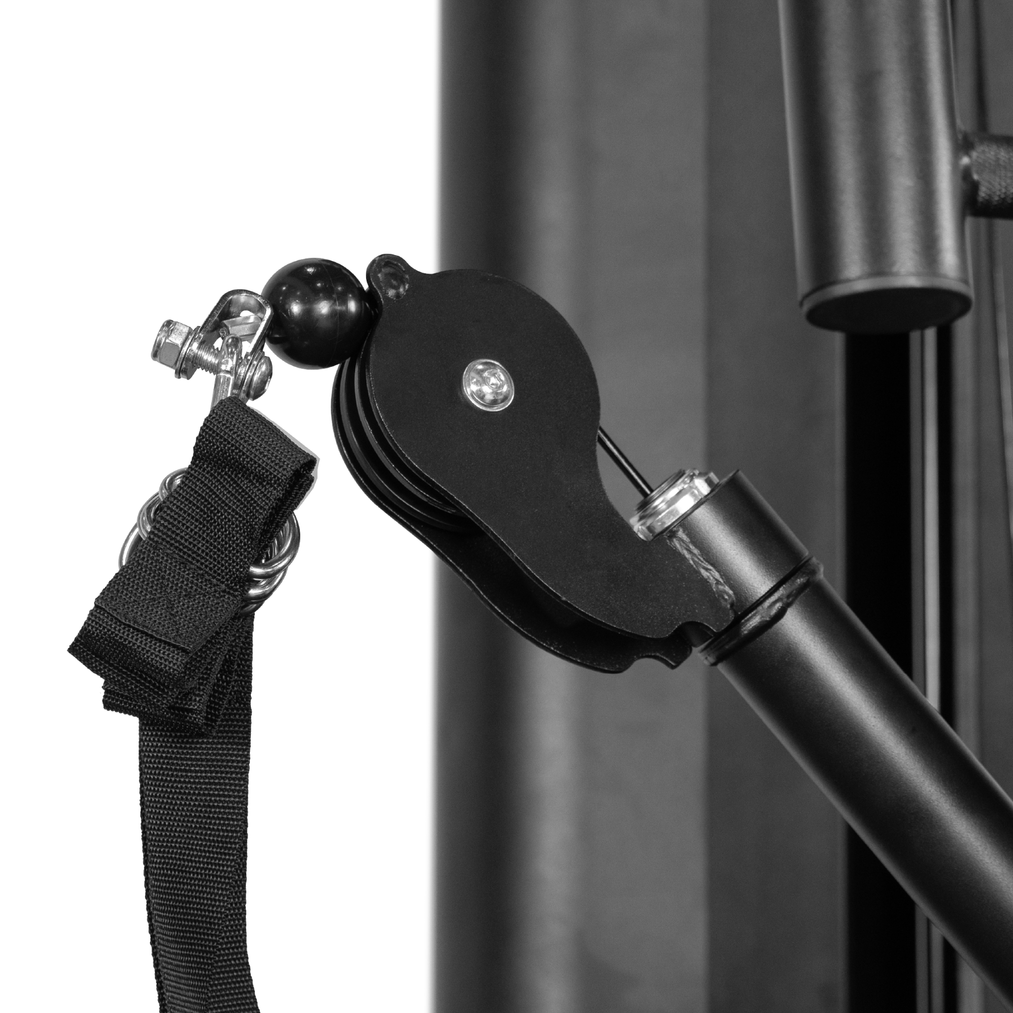 678de09d3aa13c4024ca215a_g0231-irontec-real-dc-multi-gym-mgx-10_1784977731912.png